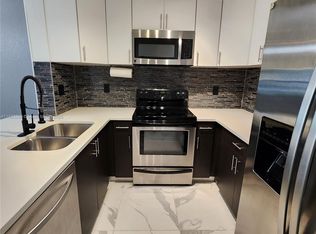 2941 Riverside Dr APT 102, Coral Springs, FL 33065