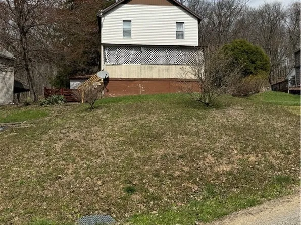 29 Old Mine Rd, Homer City, PA 15748