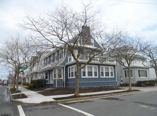7408 Ventnor Ave, Margate, NJ 08402