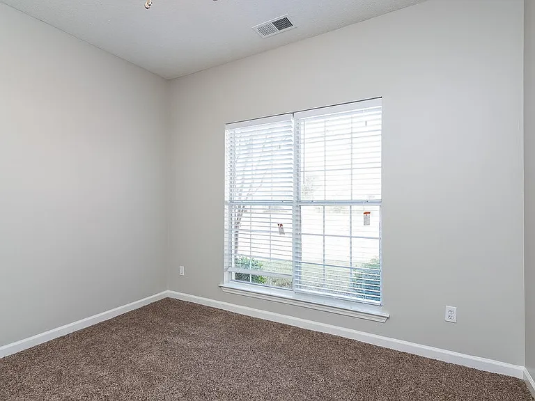 5820 Lillian Bend Dr — Photo 11