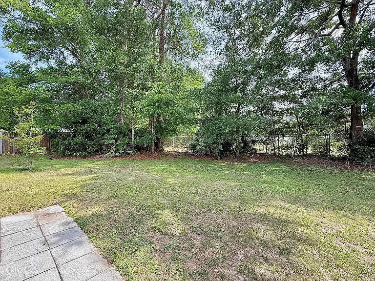 340 Hunters Branch Dr — Photo 23