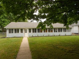 2903 S 10th St, Terre Haute, IN 47802