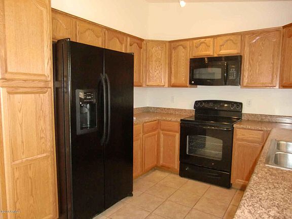 4th image of 16215 W Larkspur Dr