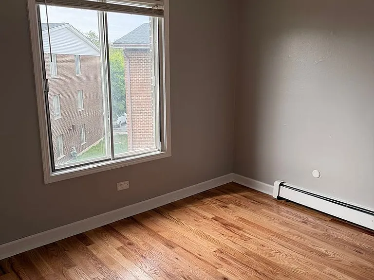 Crestline Villas Apartments — Photo 11