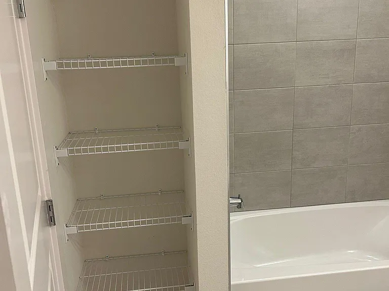 1458 Brookdale Ct — Photo 12