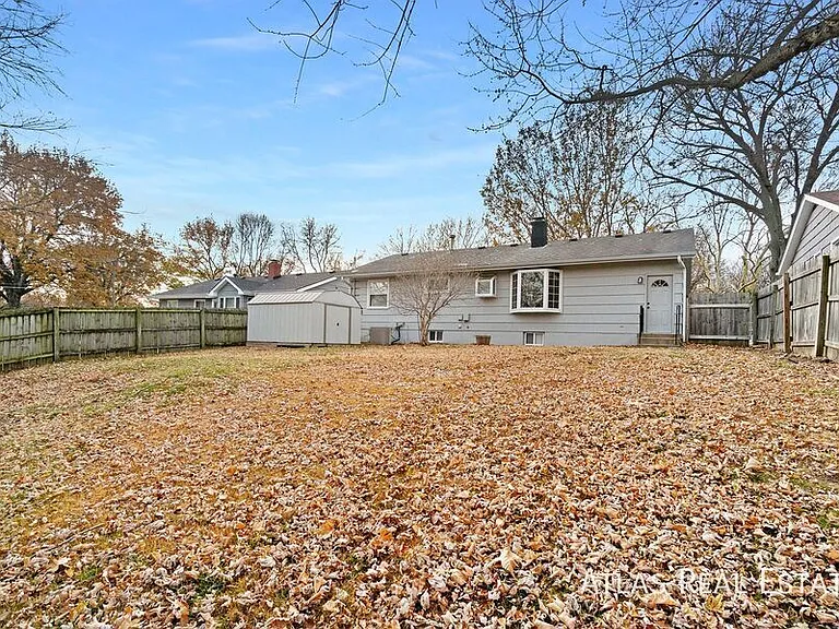 7641 Falmouth St — Photo 12