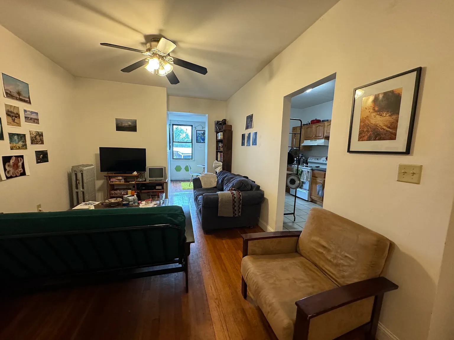 4 bed, 2.0 bath, $4,000 — Photo 1