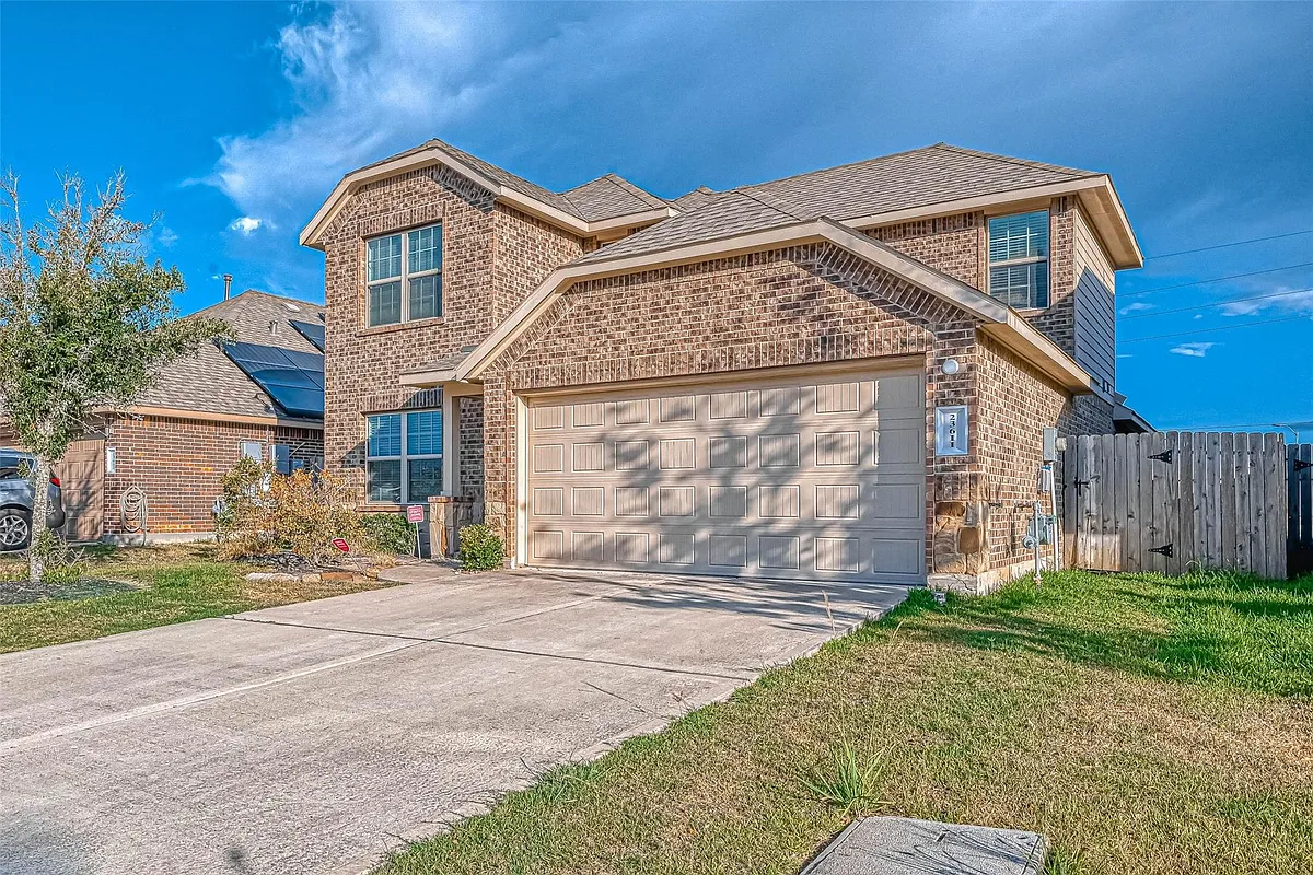 Building Photo - 23611 Balzano Ct