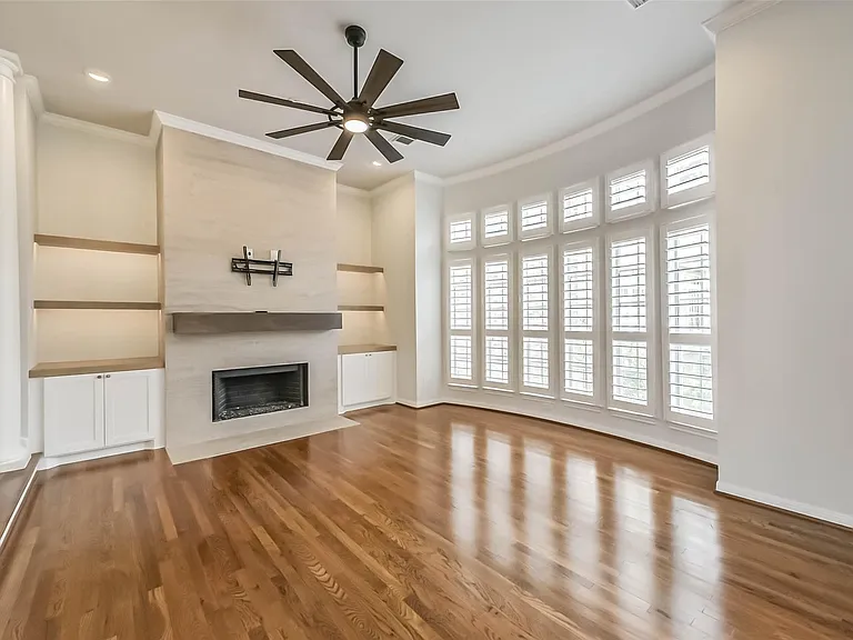5432 Venice St — Photo 8