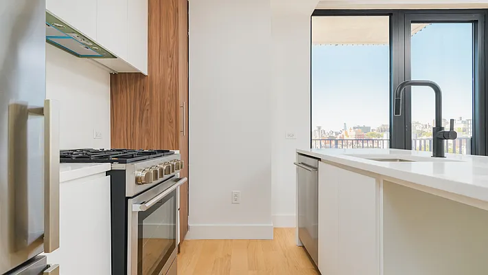 Rented by Nooklyn NYC LLC | media 116