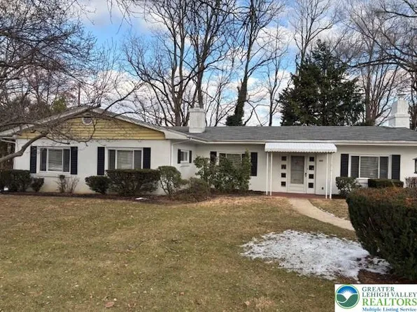 627 N Main St, Allentown, PA 18104