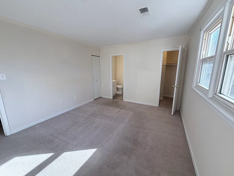 4054 Hanson Oaks Dr — Photo 12