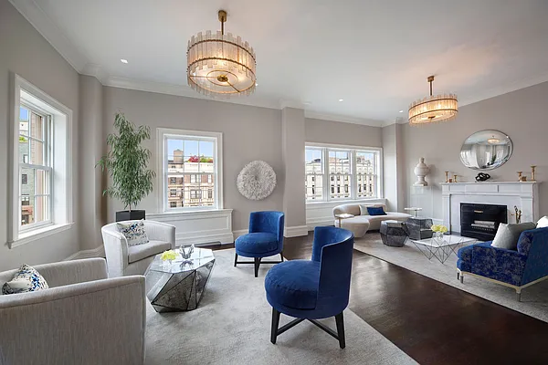 Sold by Nest Seekers International | media 4