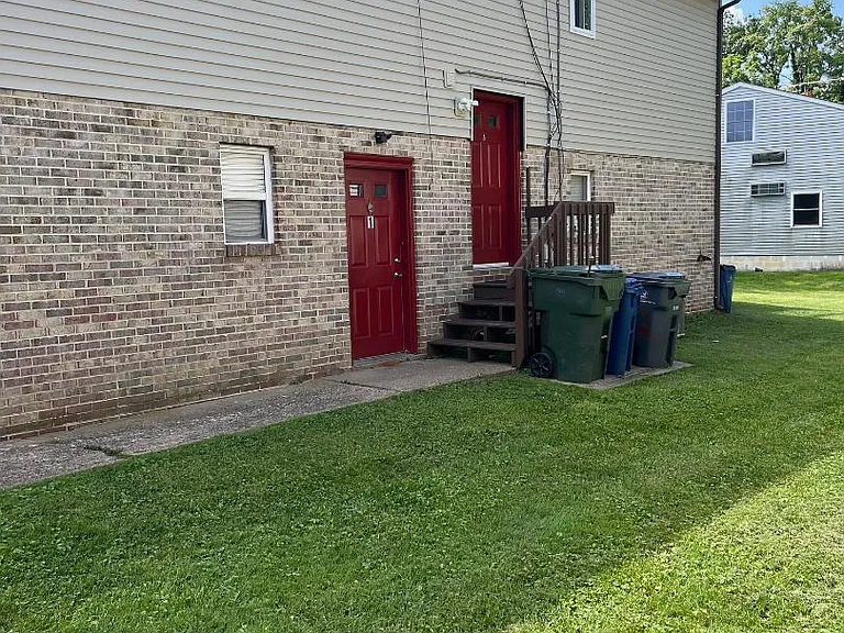 2824 W Moreland Rd #2 — Photo 8