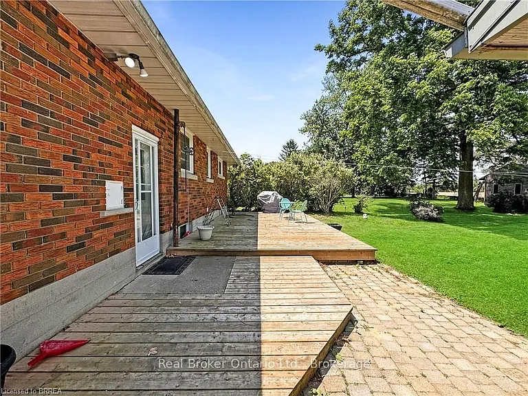 3 Westview Ave — Photo 28