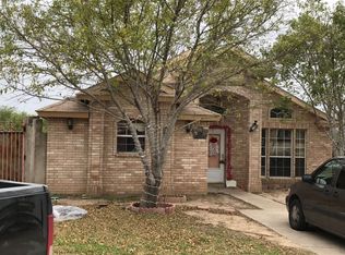 913 Rutledge Dr, Laredo, TX 78046