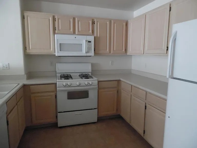 5125 W Reno Ave — Photo 10