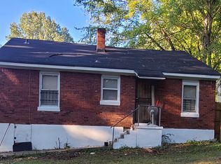 1199 Carlton Rd, Memphis, TN 38106
