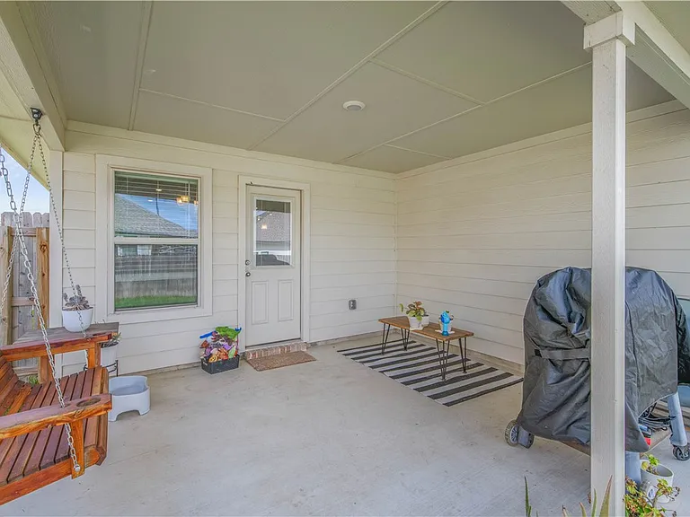 2160 Chief St — Photo 19