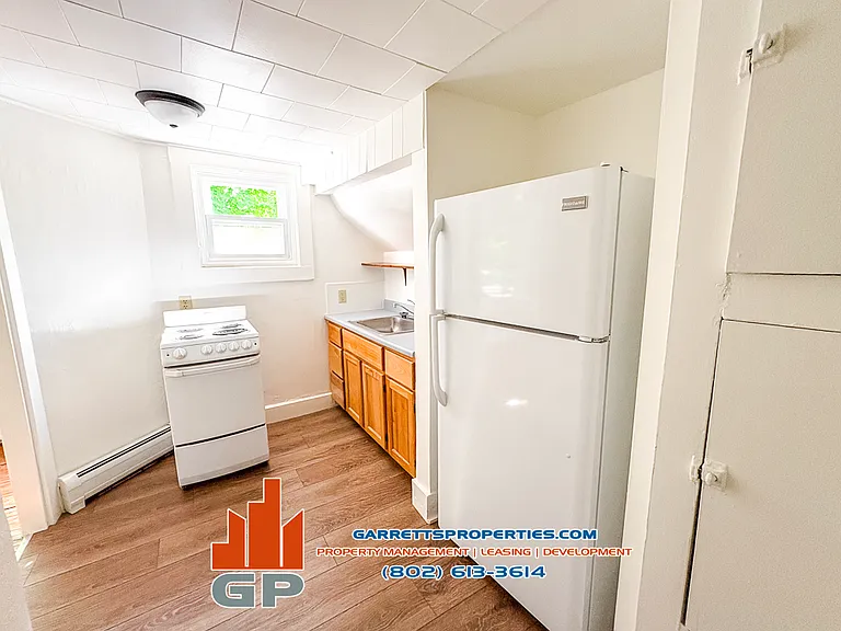 10 Loomis St #102 — Photo 8