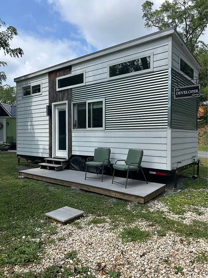 1 bed, 310 sqft, $1,450 — Photo 1