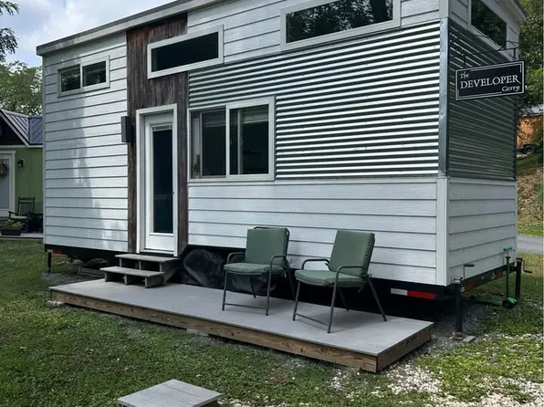 867 Schwanger Rd #24, Elizabethtown, PA 17022