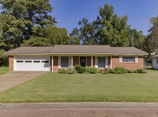 314 Shady Ln, Vicksburg, MS 39180