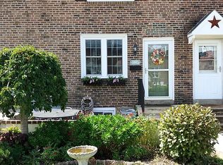 5228 Westbrook Dr, Clifton Heights, PA 19018
