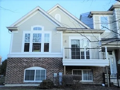 429 Grosvenor Ln Photo 1