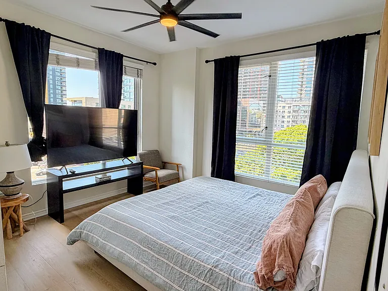 1240 India St #517 — Photo 10