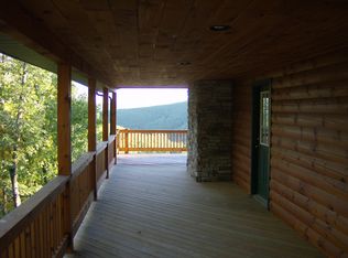 368 Bluffs Trail Dr, Springfield, WV 26763