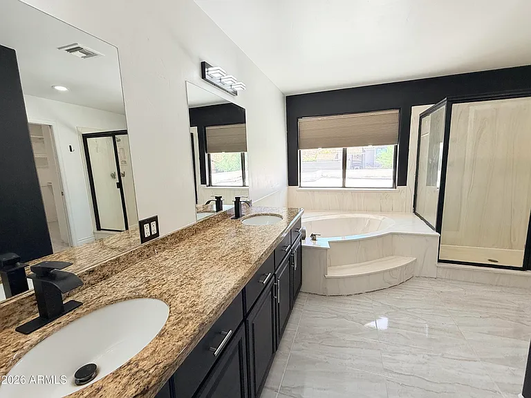 1406 E Tierra Buena Ln — Photo 28