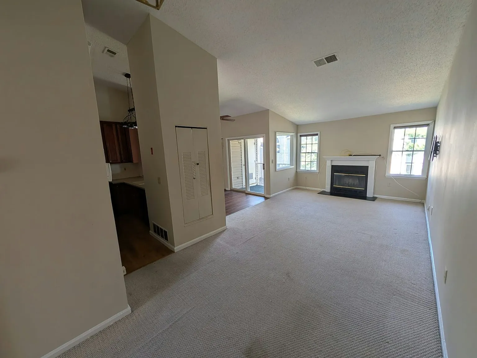 937 Edpas Rd, Unit 1 — Photo 4