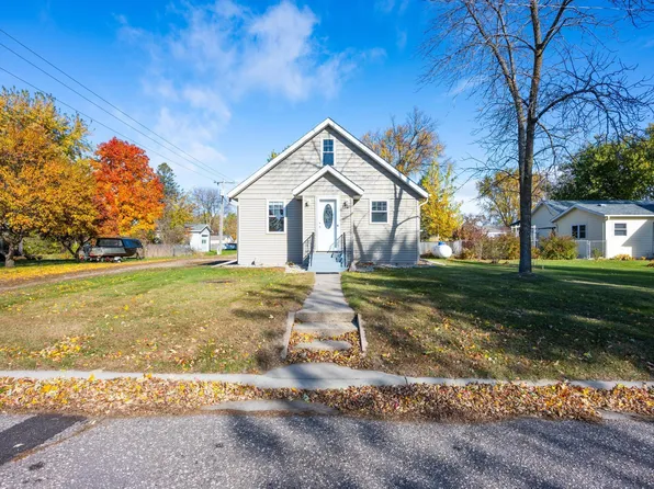 310 W Jackson St, Parkers Prairie, MN 56361