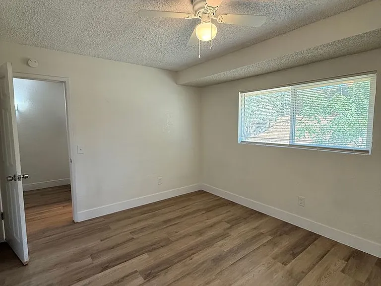 Fairfax Rd 5701 — Photo 25