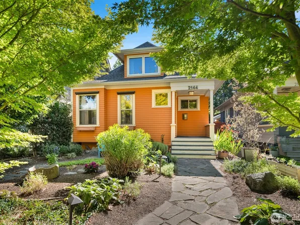 2144 8th Avenue W, Seattle, WA 98119