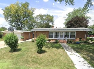 44 S Iowa Ave, Addison, IL 60101