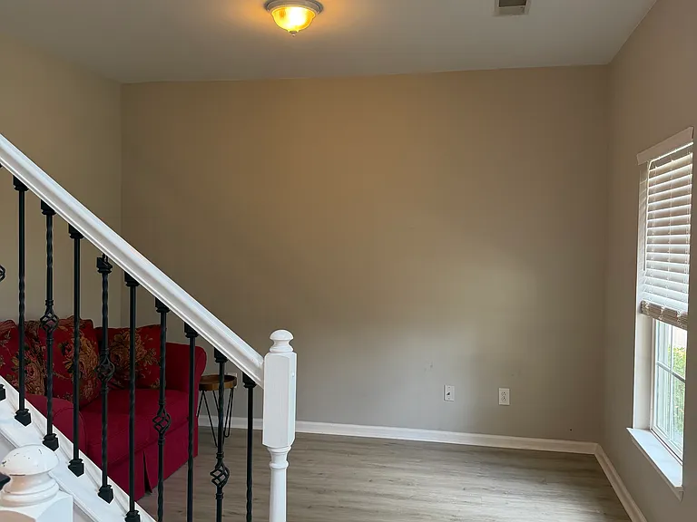 Carolinian Dr — Photo 5