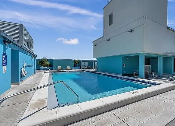 1 Beach Dr SE #801 — Photo 37