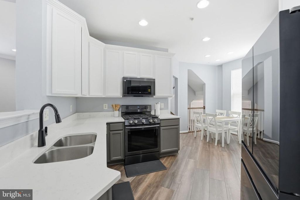10049 Pentland Hills Way, Bristow, VA - View 5