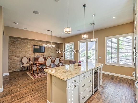5th image of 97 Emerald Dunes Cir