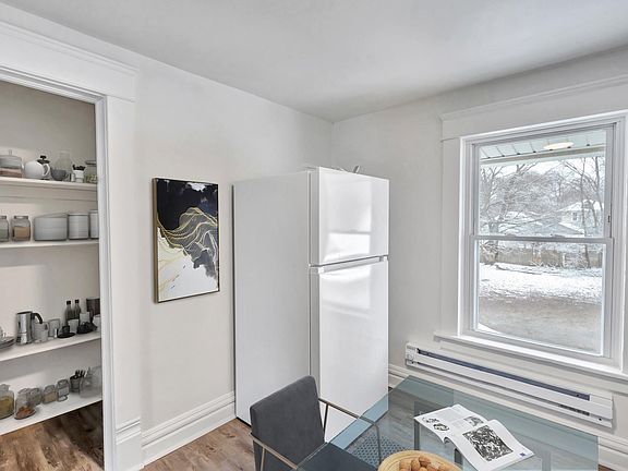 4th image of 1429 Knollwood Ave #Up