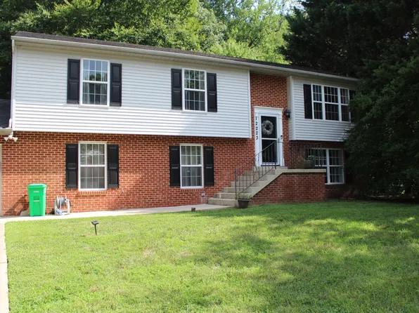 12223 McCullagh Ct, Upper Marlboro, MD 20772