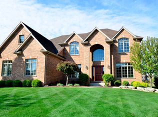 763 Twin Elms Ln, Batavia, IL 60510