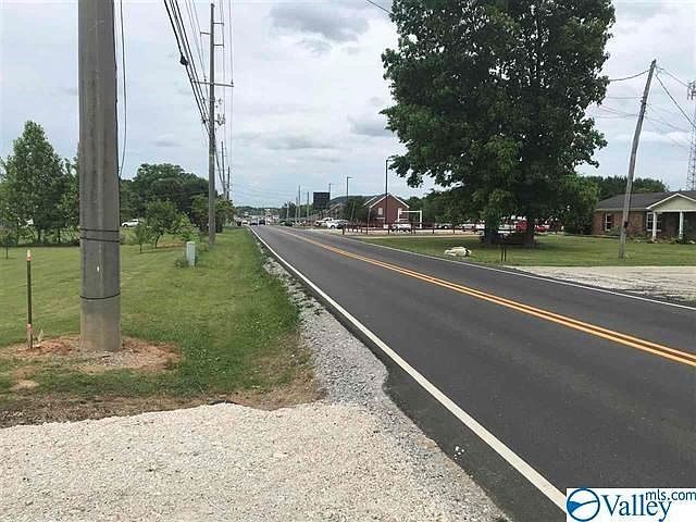 2nd image of 2 Wall Triana Hwy
