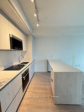2485 Eglinton Ave W #820 — Photo 13