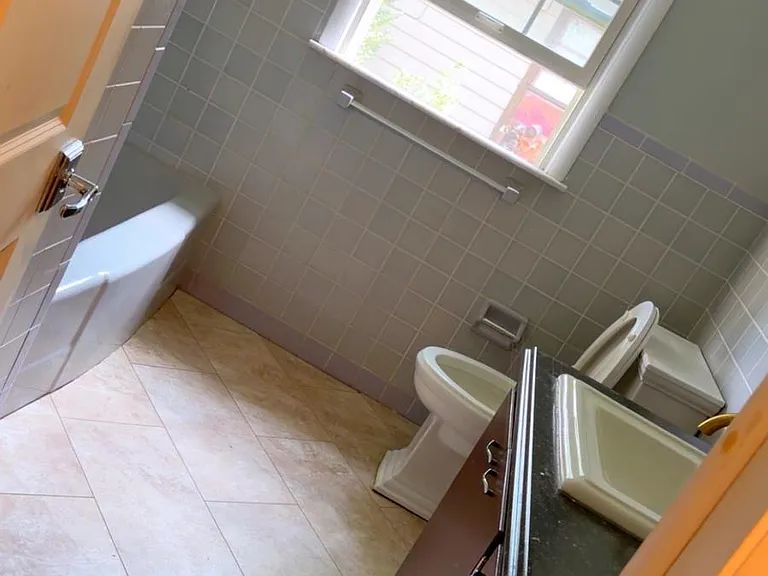 1600 Westhill Blvd — Photo 11