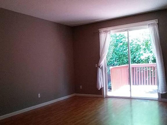 master on main opens to deck