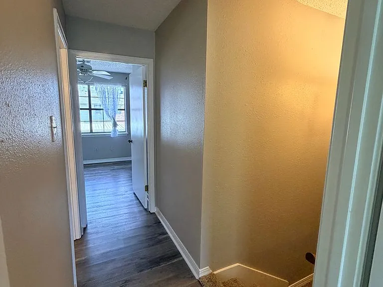 9990 Smugglers Cove Ln — Photo 16