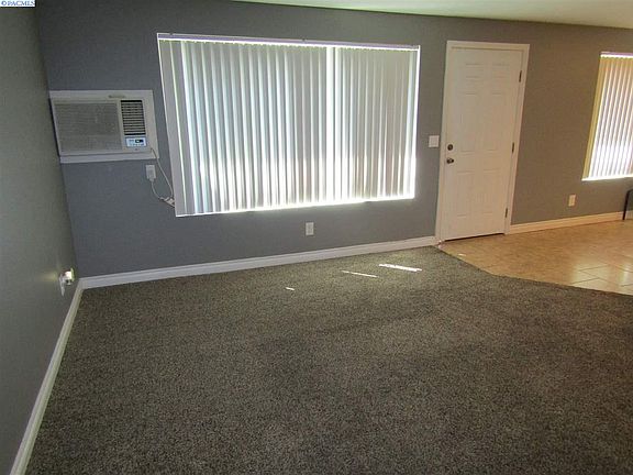5th image of 526 S 40th Ave #D
